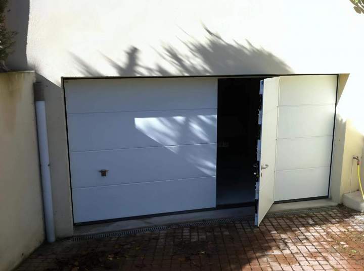 Portes de garage sur mesure Rueil-Malmaison