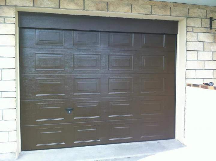 Portes de garage motorisées Rueil-Malmaison